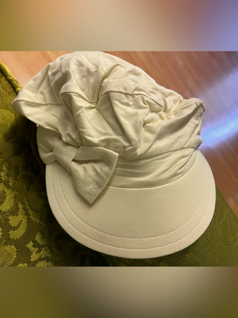 Cardani Versatility Newsboy
Hat Cream Bow Bamboo
Viscose Headcover NWT